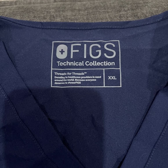 Figs Scrub Top - Picture 2 of 5
